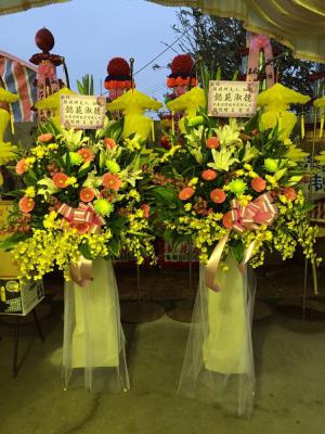 追思、悼念、喪禮高架鮮花籃、告別式藝術鮮花籃